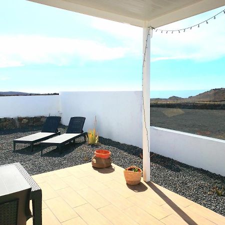 Lanzarote Ocean Loft B Tinajo Exterior photo
